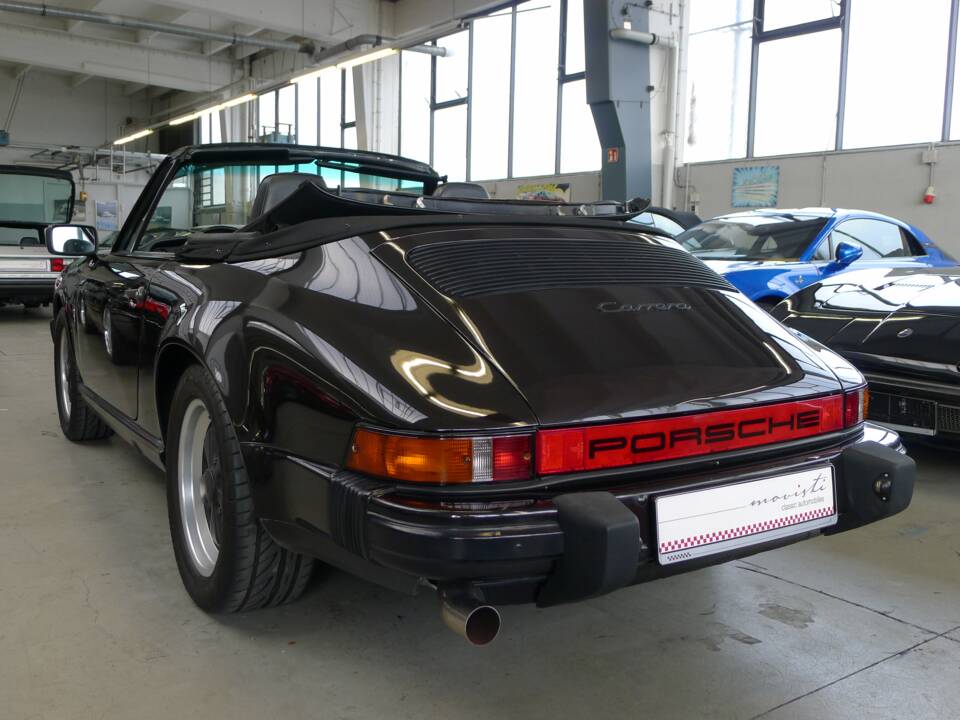 Bild 29/33 von Porsche 911 Carrera 3.2 (1985)