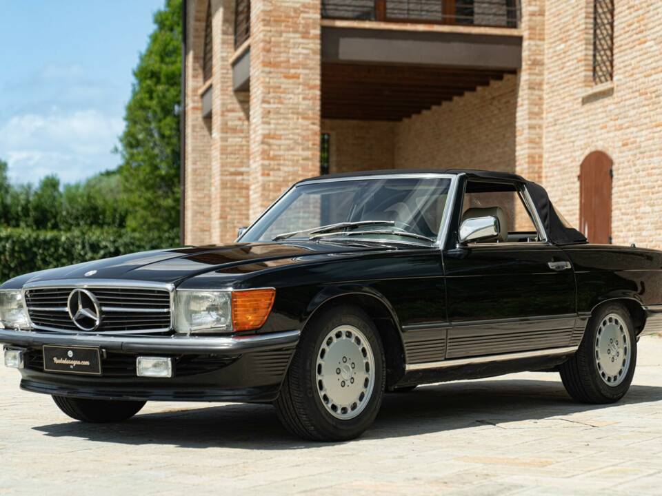 Image 10/50 of Mercedes-Benz 300 SL (1986)