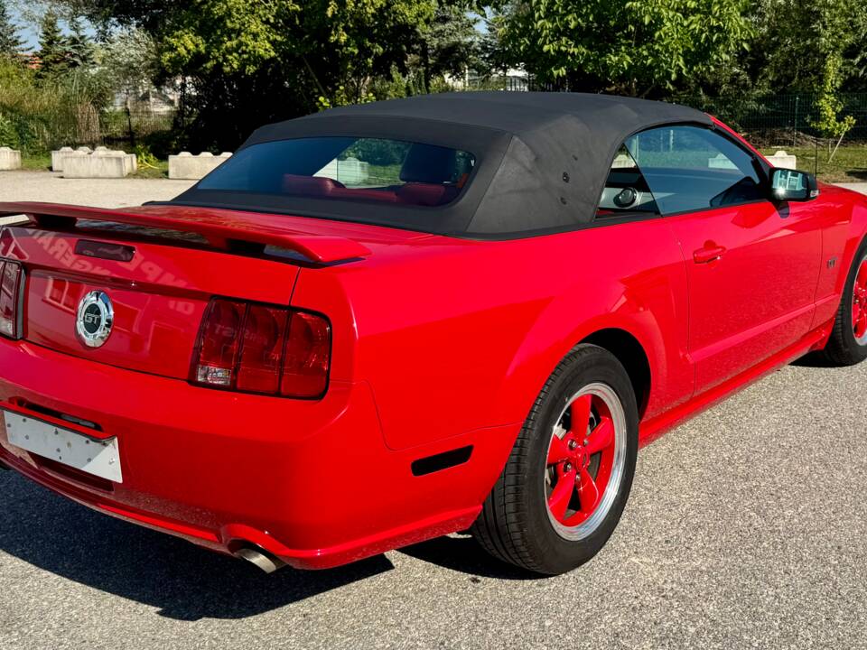Bild 6/20 von Ford Mustang GT (2006)