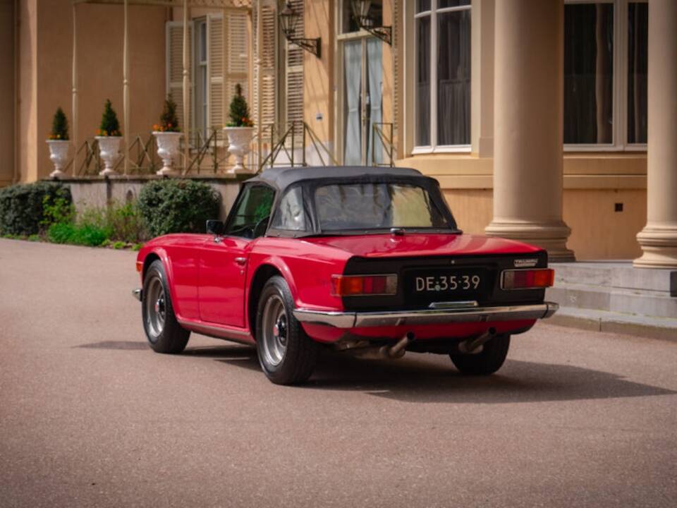 Bild 41/47 von Triumph TR 6 PI (1969)