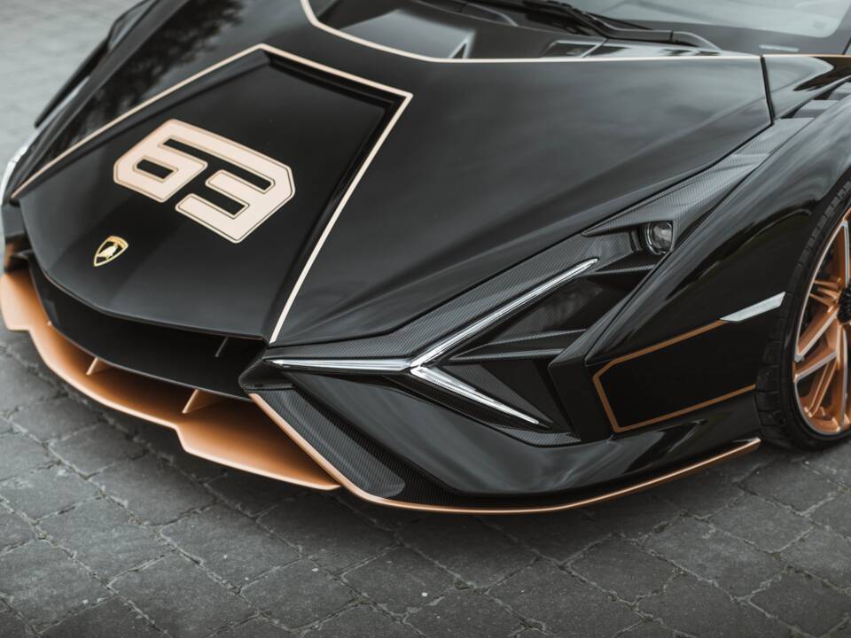 Image 34/68 of Lamborghini Sián FKP 37 (2021)