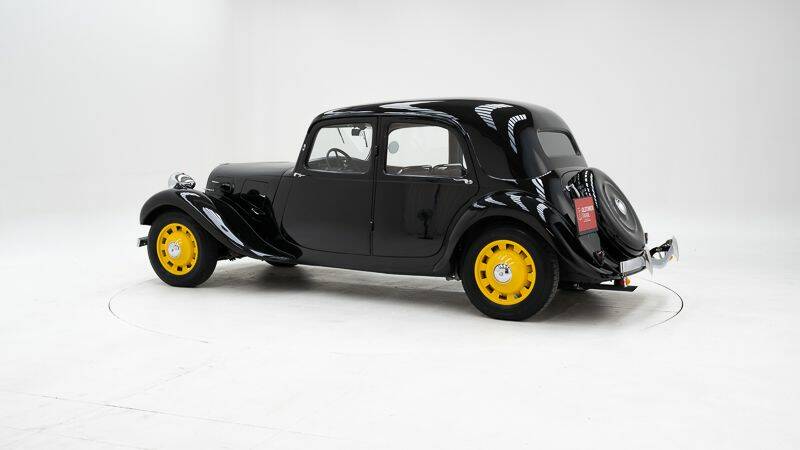Afbeelding 4/15 van Citroën Traction Avant 11 BL Légère (1938)
