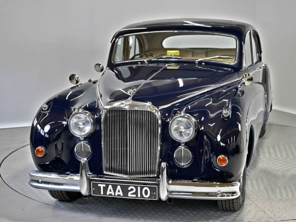 Image 6/50 of Jaguar Mk VIII (1958)