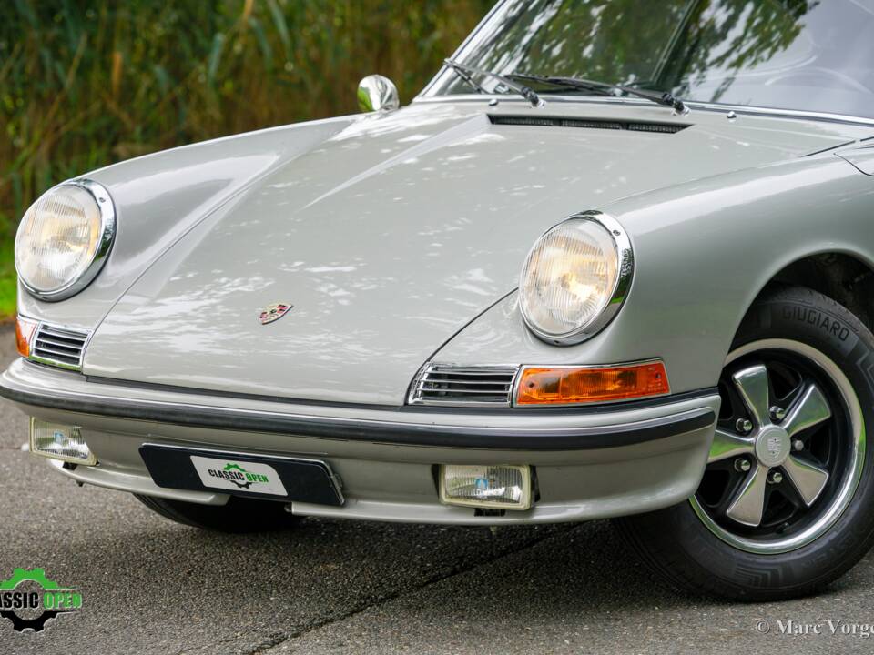 Image 18/57 of Porsche 911 2.0 (1968)