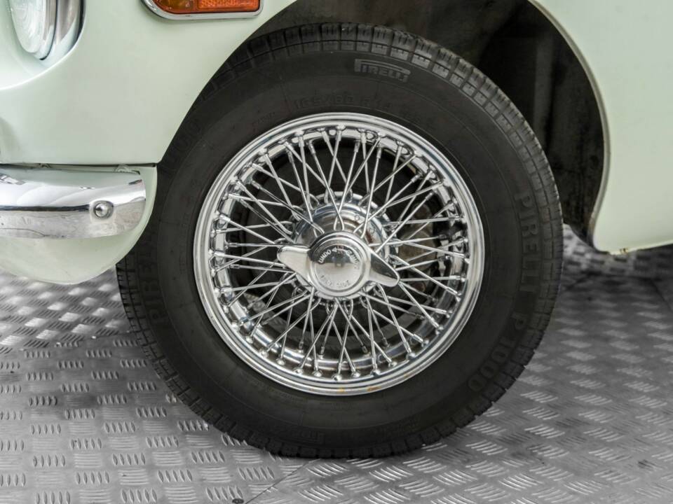 Bild 4/50 von MG MGB (1975)