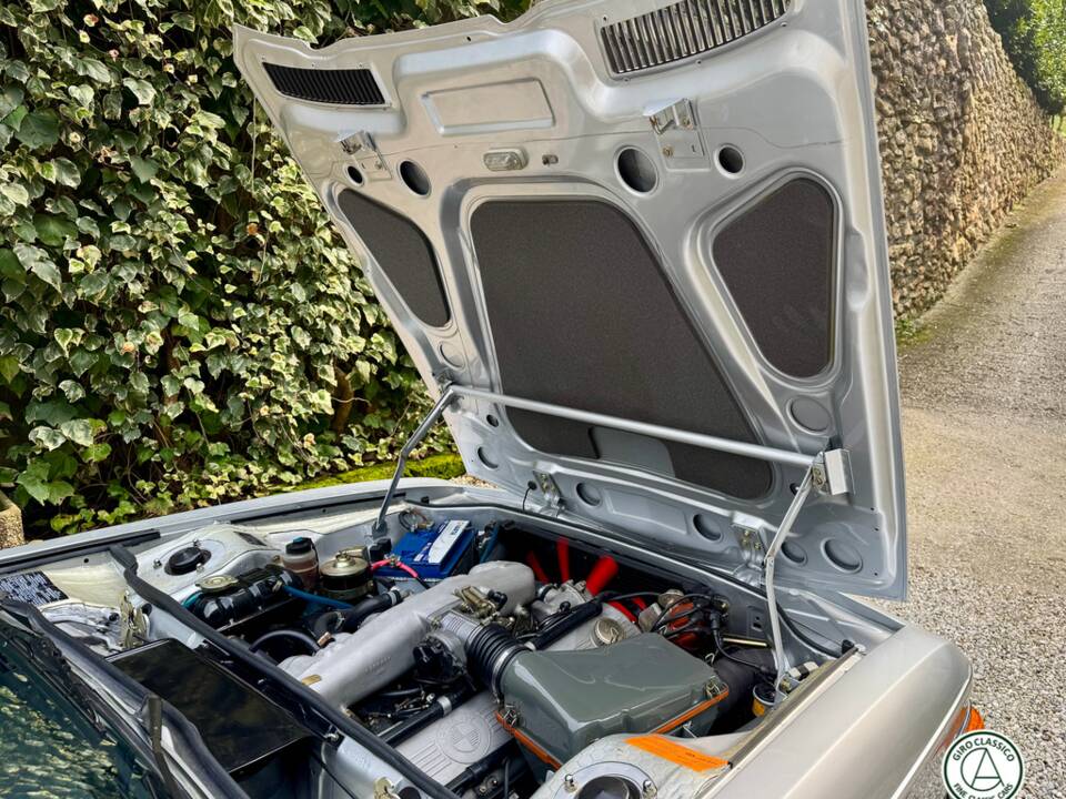 Bild 35/51 von BMW 3,0 CSi (1975)