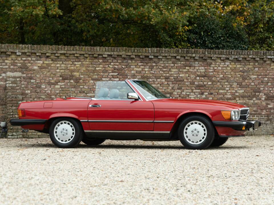 Bild 47/50 von Mercedes-Benz 560 SL (1986)