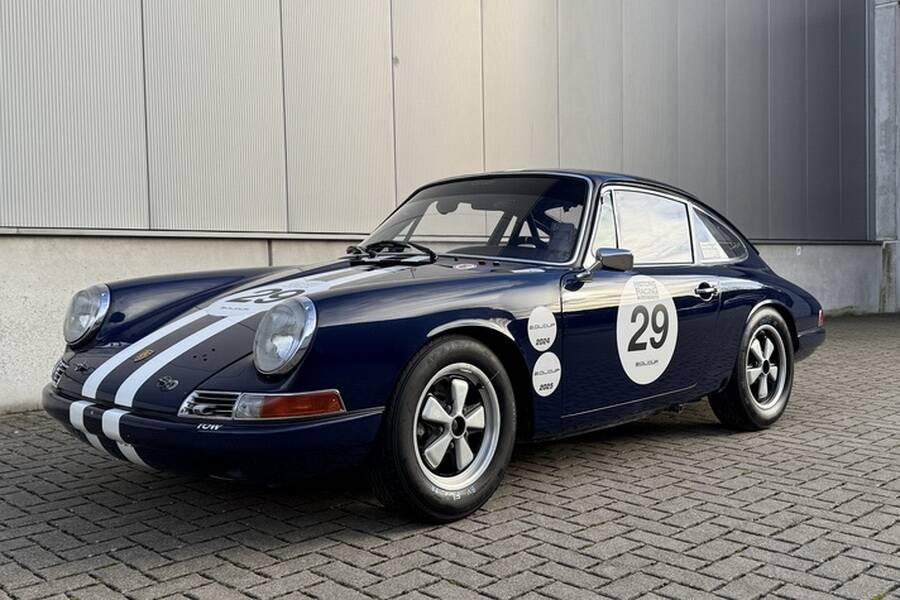 Image 18/50 of Porsche 911 2.0 L (1966)
