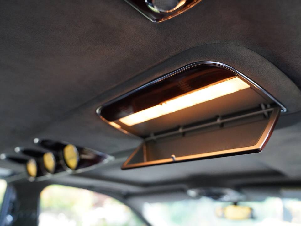 Bild 14/19 von Maybach 57 (2006)