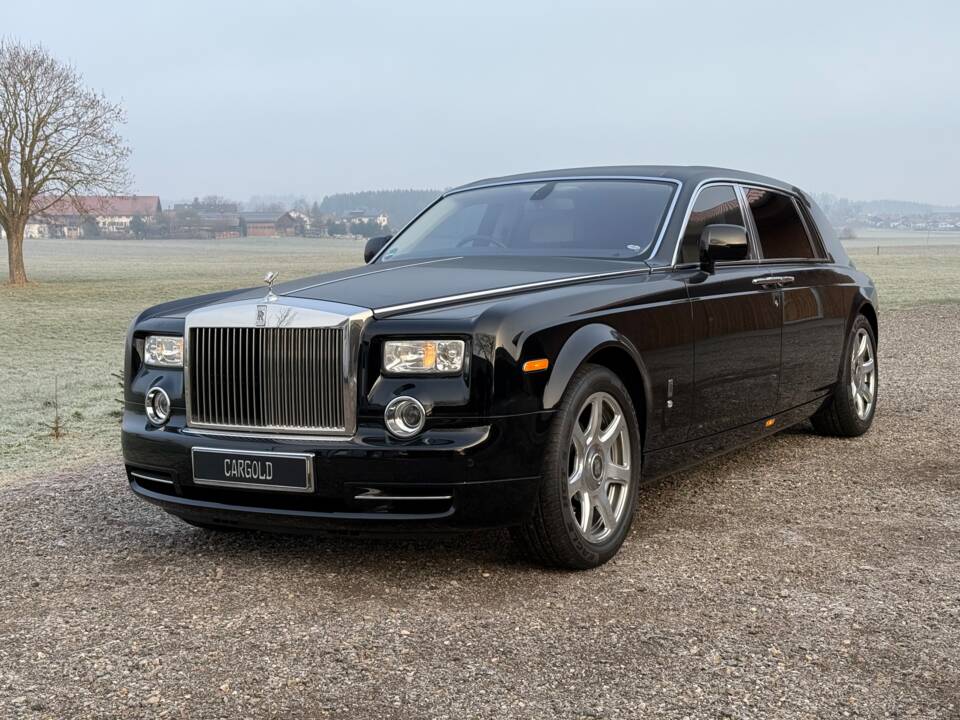 Immagine 11/14 di Rolls-Royce Phantom VII (2009)