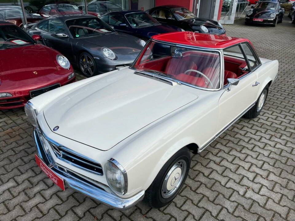 Imagen 2/16 de Mercedes-Benz 250 SL (1967)