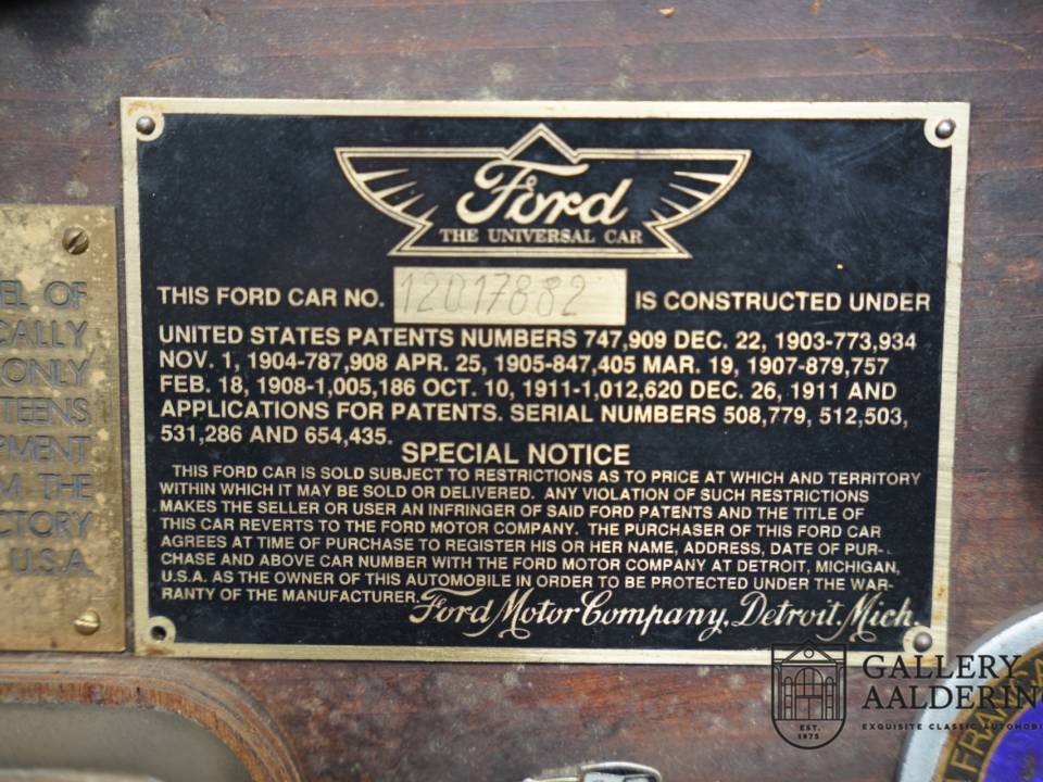 Image 26/50 of Ford Modell T Convertible (1912)
