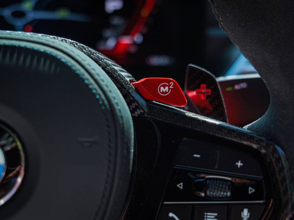 Image 24/46 of BMW M4 Competition xDrive (2025)