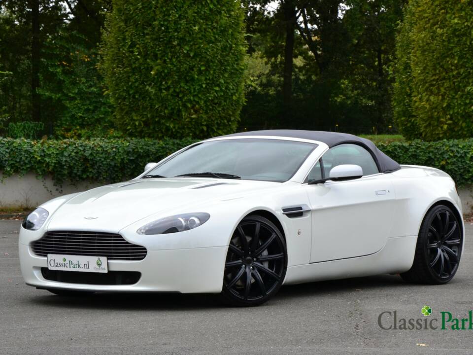 Image 5/50 of Aston Martin V8 Vantage (2007)