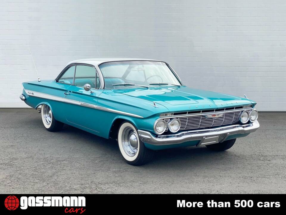 Immagine 3/15 di Chevrolet Impala Sport Coupe (1961)