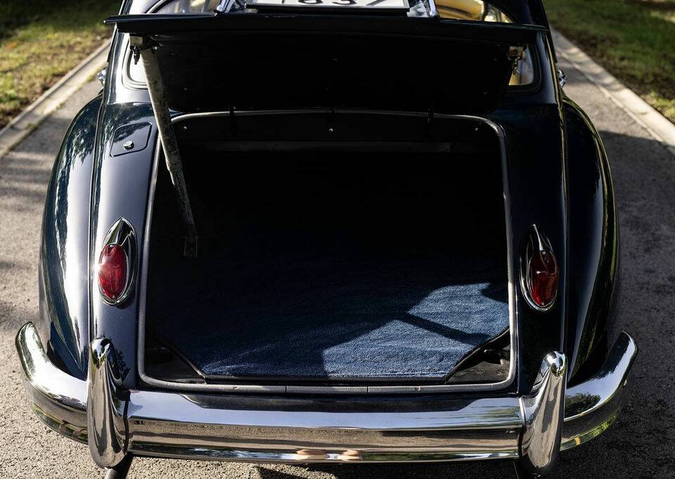 Immagine 8/8 di Jaguar XK 150 FHC (1957)
