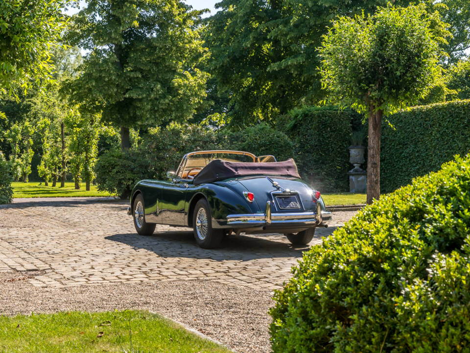 Image 9/37 of Jaguar XK 150 3.8 S OTS (1959)