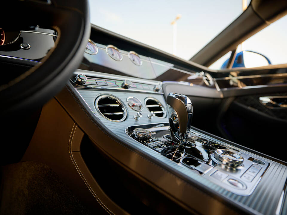 Image 11/19 of Bentley Continental GT (2019)