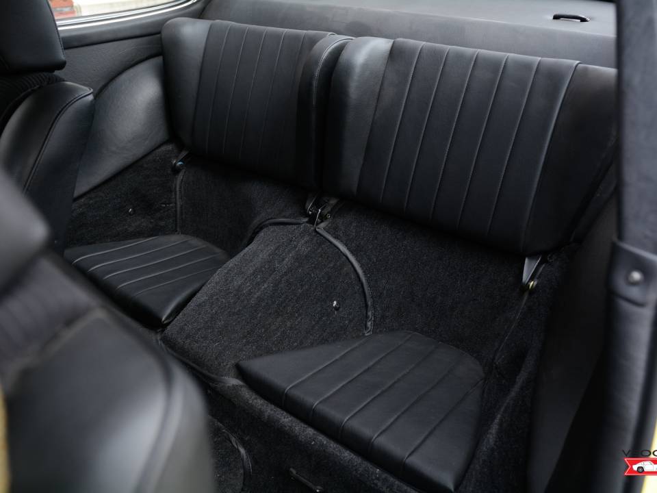 Image 17/33 of Porsche 911 Carrera RS 2.7 (Touring) (1973)
