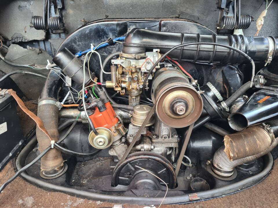 Image 25/27 of Volkswagen Karmann Ghia 1500 (1968)