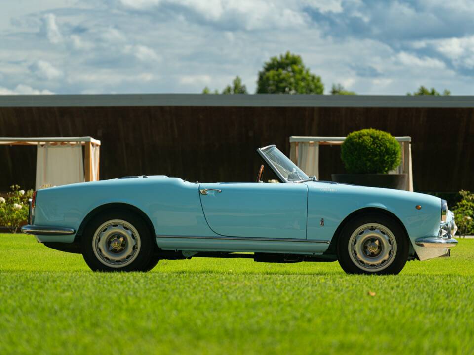 Image 14/50 de Alfa Romeo Giulietta Spider (1957)