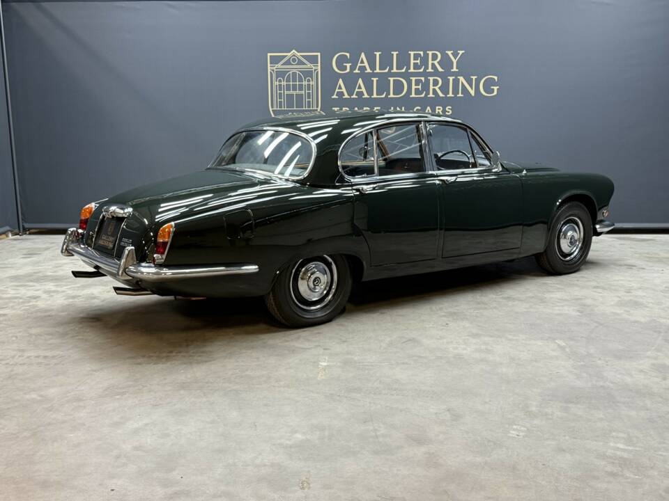 Bild 2/50 von Daimler Sovereign 420 (1968)