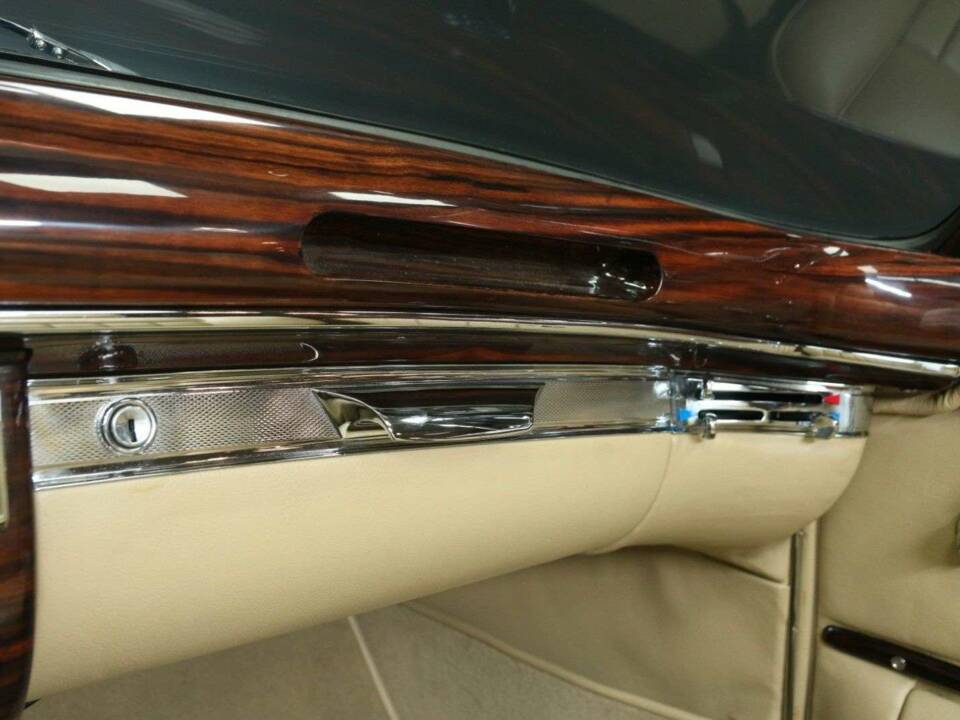 Afbeelding 21/50 van Mercedes-Benz 220 S Cabriolet (1957)