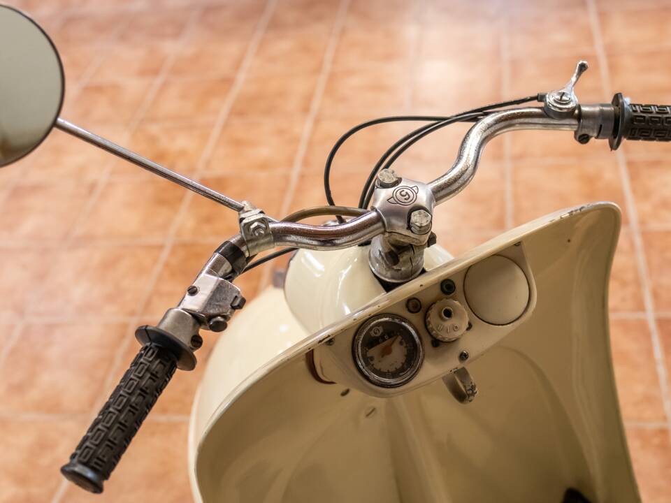 Immagine 5/12 di Glas Goggo 200 (1955)