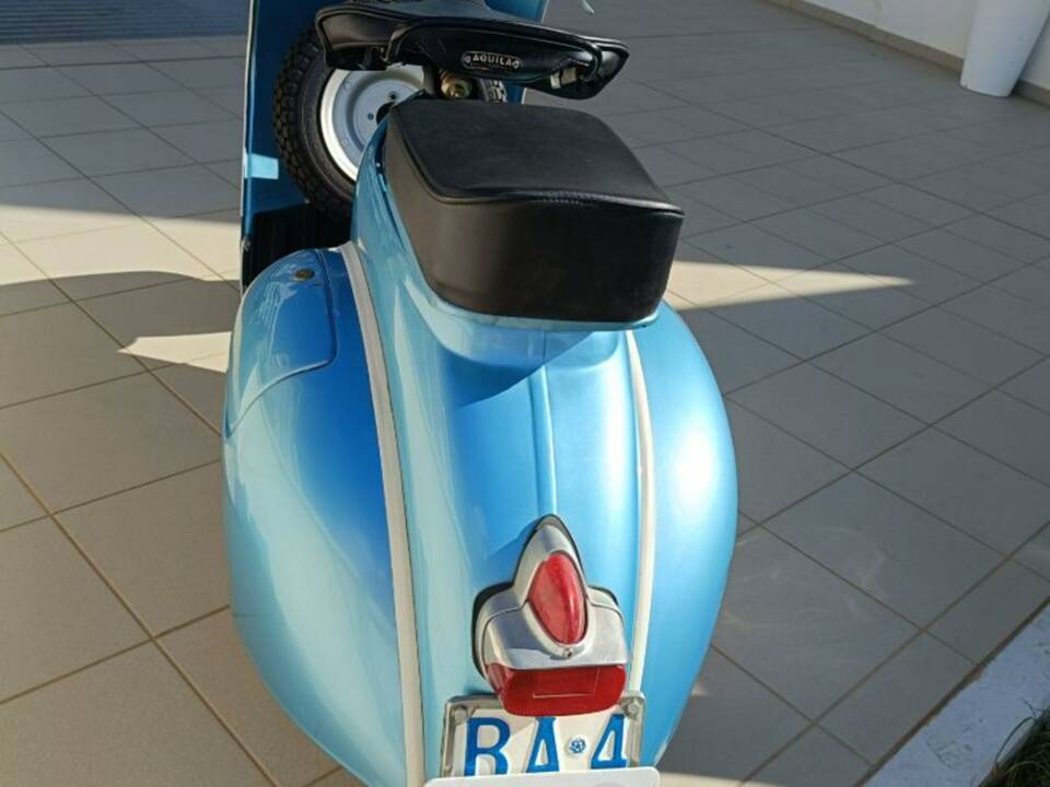 Immagine 42/50 di Piaggio Vespa 150 (1959)