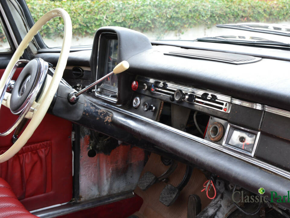 Bild 29/47 von Mercedes-Benz 190 Db (1963)