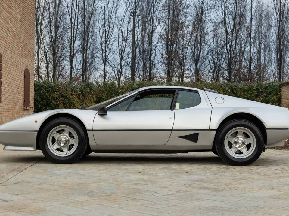 Image 15/50 de Ferrari 512 BBi (1982)