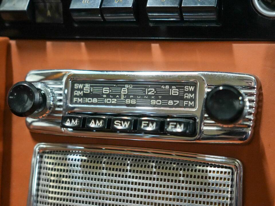 Bild 27/50 von Ferrari 330 GT (1965)