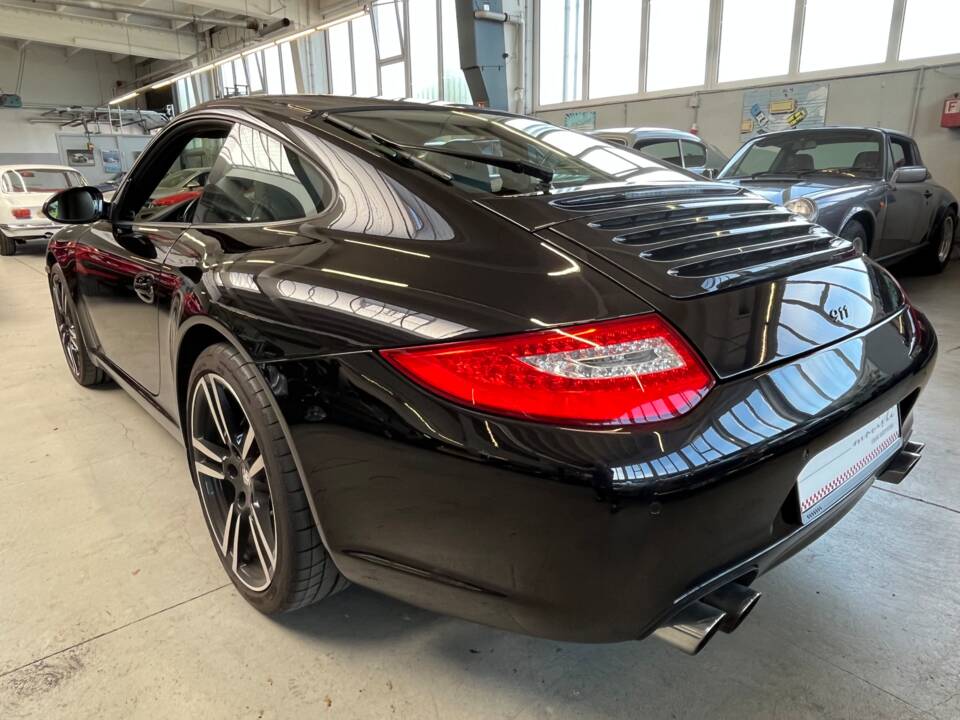 Image 27/39 of Porsche 911 Carrera (2011)