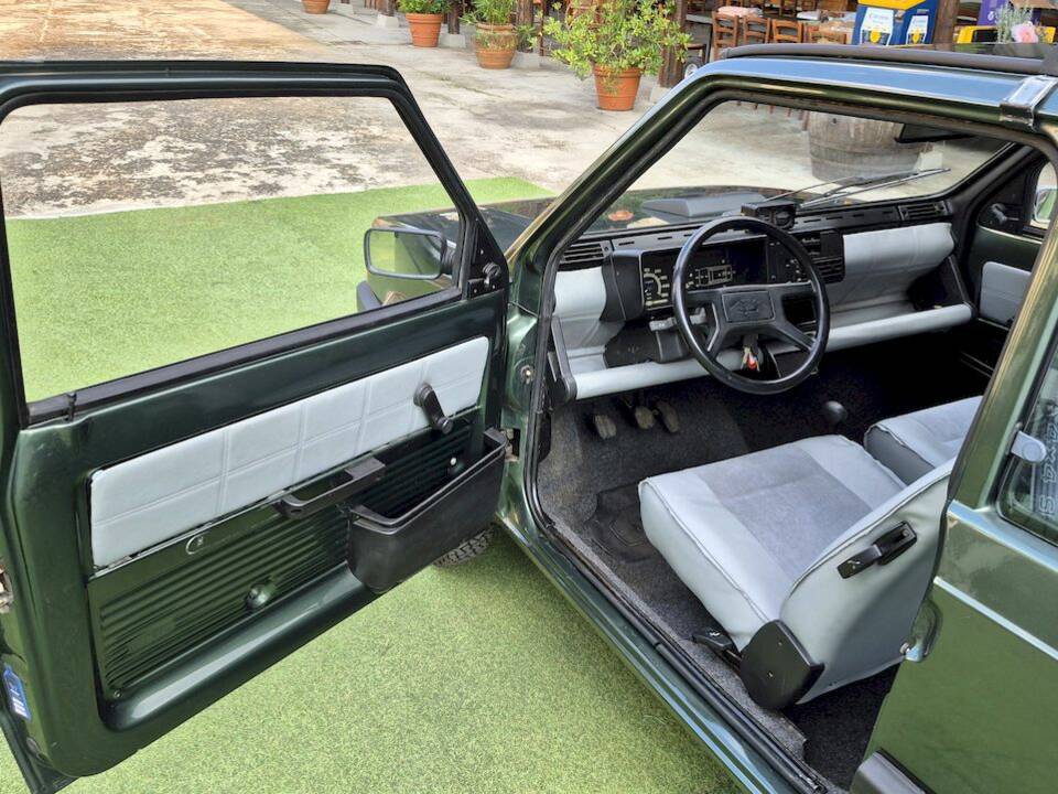 Bild 16/37 von FIAT Panda 4x4 1,0 (1989)