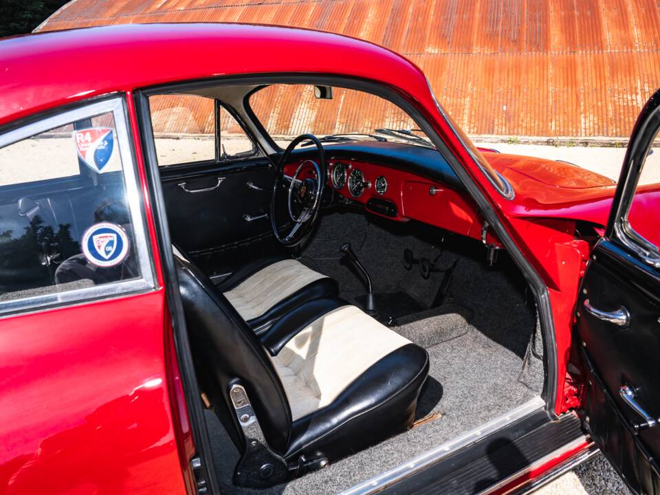 Afbeelding 24/40 van Porsche 356 B 1600 Super 90 (1960)