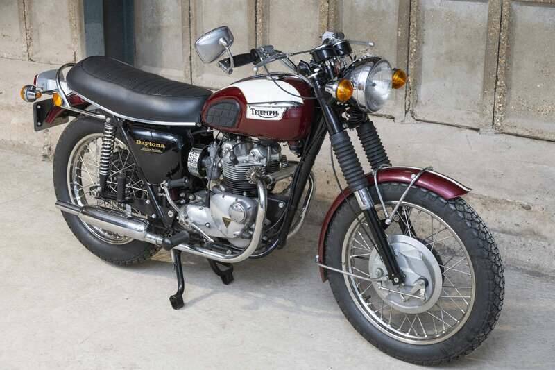 Image 6/38 of Triumph T 100 R Daytona (1971)