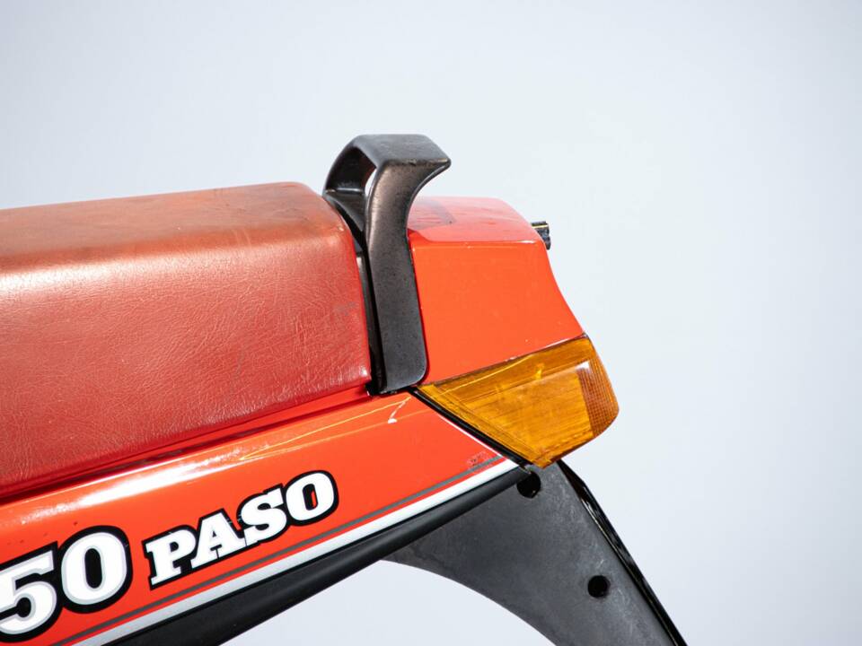 Imagen 17/45 de Ducati 750 Paso (1988)