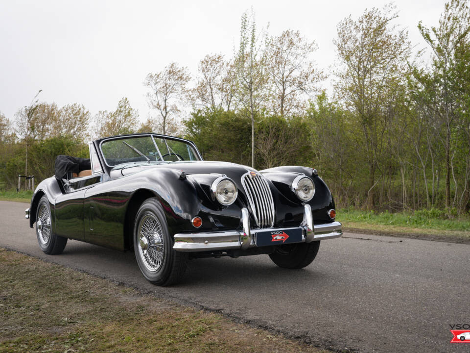 Bild 8/47 von Jaguar XK 140 DHC (1956)