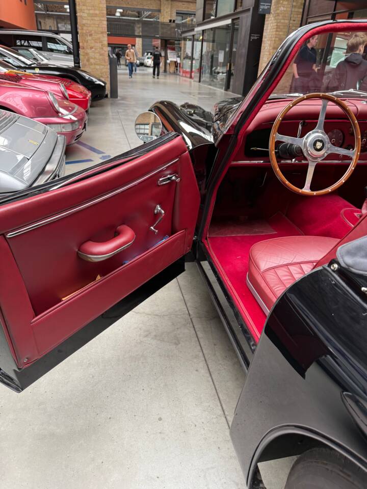 Afbeelding 16/27 van Jaguar XK 150 3.4 S OTS (1959)