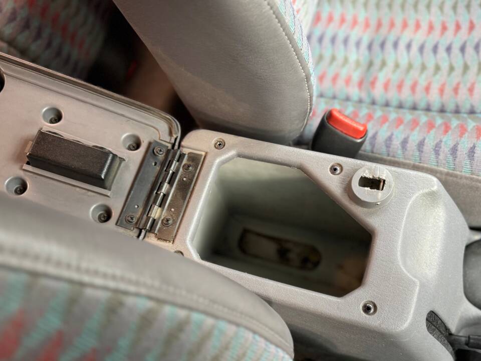 Image 17/31 of Jeep Wrangler Sport 2.5 (1996)