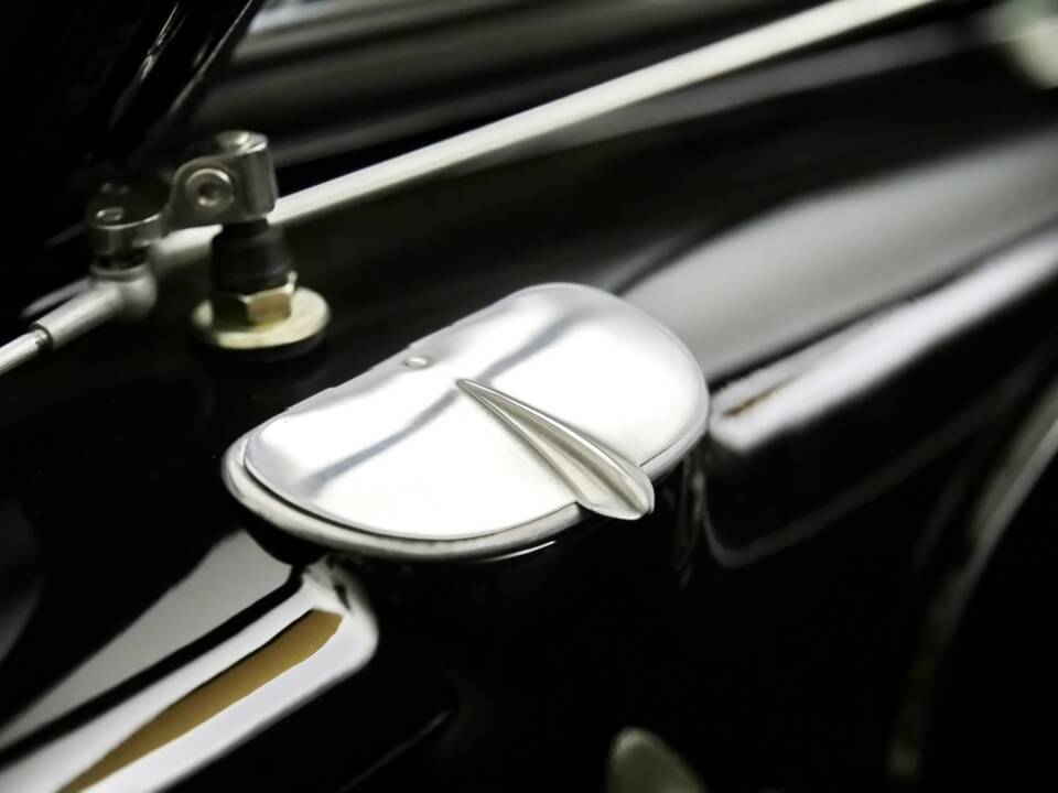 Image 19/35 of BMW 327/28 (1938)