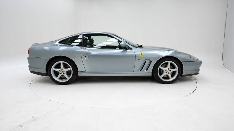 Imagen 9/15 de Ferrari 550 Maranello (1997)