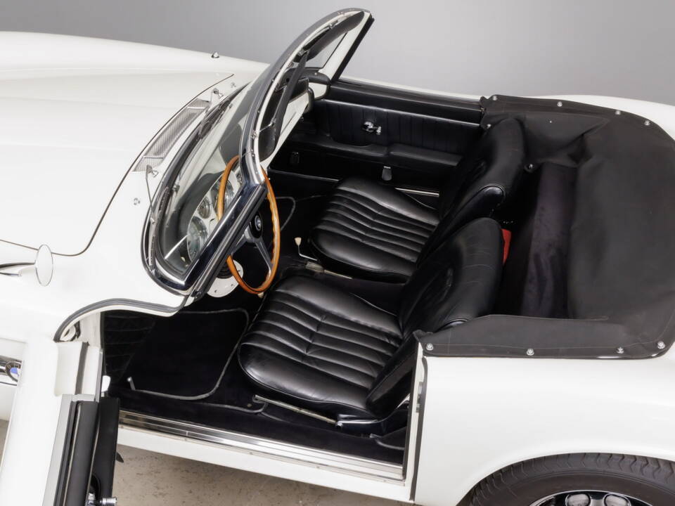 Image 28/43 of BMW 507 (1959)