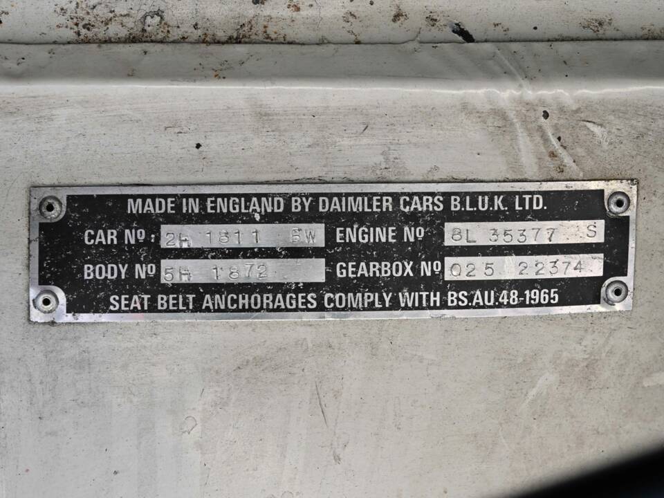 Bild 22/36 von Daimler Sovereign 4.2 (1976)