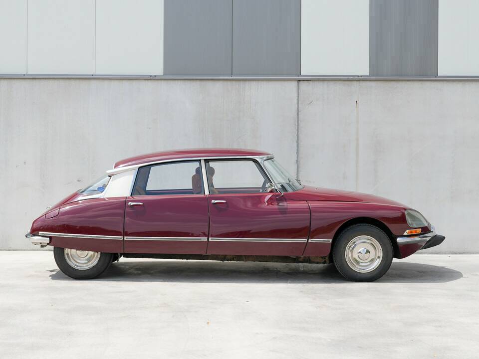 Immagine 8/34 di Citroën ID 19 (1968)