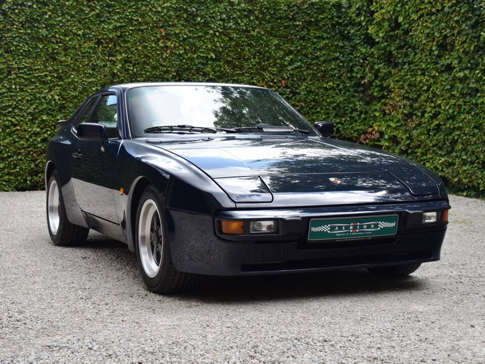 Immagine 9/40 di Porsche 944 (1985)