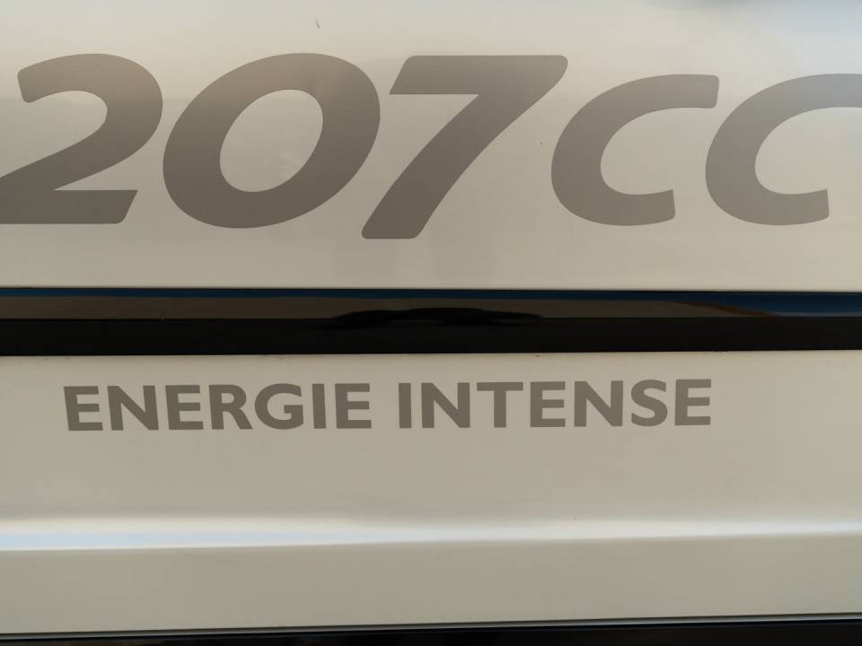 Image 28/50 of Peugeot 207 CC 1.6 VTi (2007)