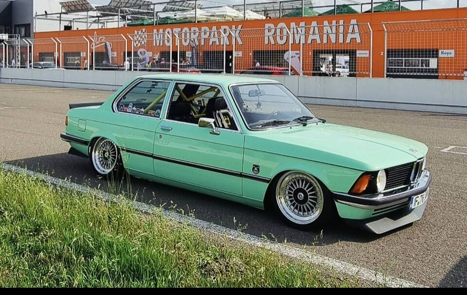 Afbeelding 1/44 van BMW 315 (1983)