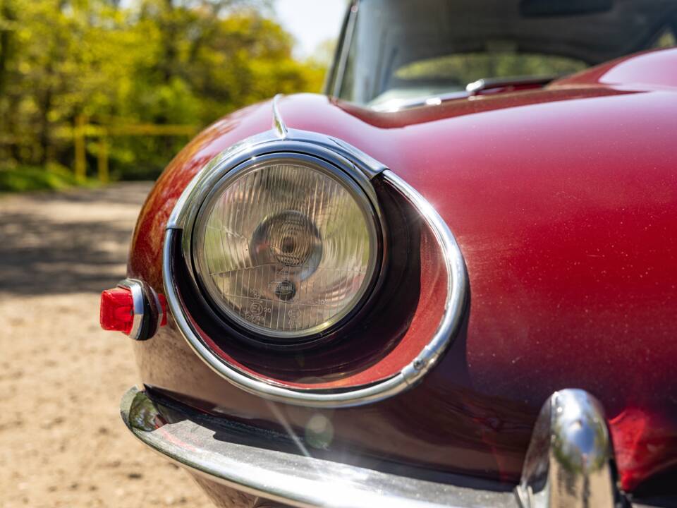 Imagen 19/25 de Jaguar Type E (2+2) (1969)