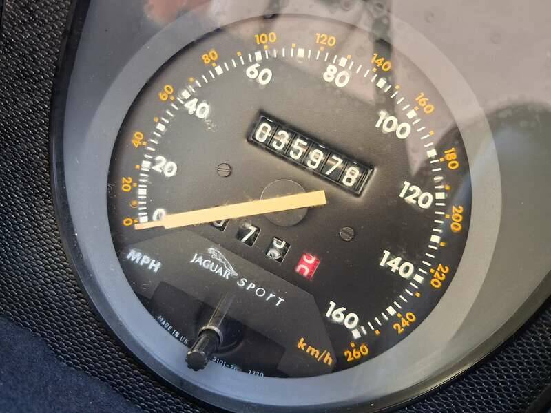 Image 37/41 de Jaguar XJRS 6.0 (1990)